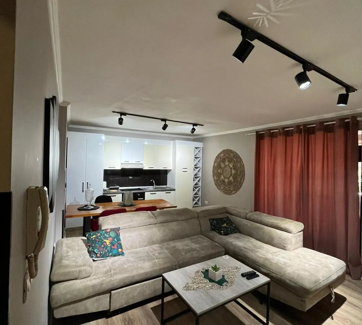 Апартаменты Friendly Apartament Тирана